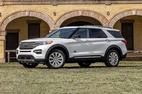 2024 Ford Explorer Prices Reviews And Pictures Edmunds