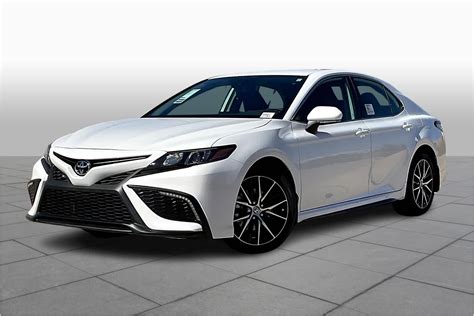 2024 Toyota Camry SE: Features, Specs, and Updates