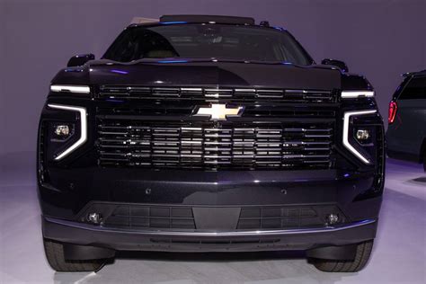 2025 Chevrolet Tahoe Suburban Up Close Living Large Feeling Smaller Cars Com