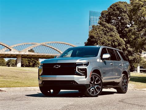 2025 Chevy Tahoe Rst Performance Edition Is A Family Sized Camaro Jesus Behind The Wheel 2025 Chevy Tahoe Rst Performance Edition Is A Family Sized Camaro Jesus Behind The Wheel