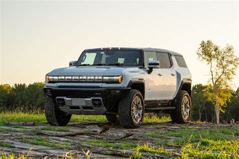 2025 Gmc Hummer Ev Suv Review Pricing Pictures U S News 2025 Gmc Hummer Ev Suv Review Pricing Pictures U S News
