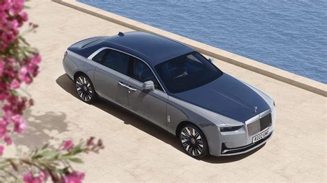 2025 Rolls Royce Ghost Series Ii Top Features