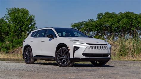 2025 Toyota Crown Signia First Drive Review A Camry Wagon Masquerading As Royalty 2025 Toyota Crown Signia First Drive Review A Camry Wagon Masquerading As Royalty