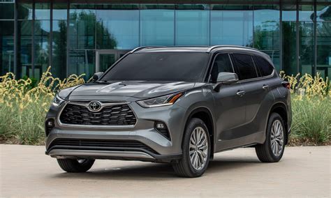 2025 Toyota Highlander Hybrid Review Pricing Pictures U S News 2025 Toyota Highlander Hybrid Review Pricing Pictures U S News