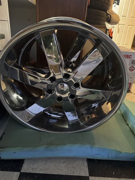 Upgrade Your Ride with Stylish and Durable 22in Rims