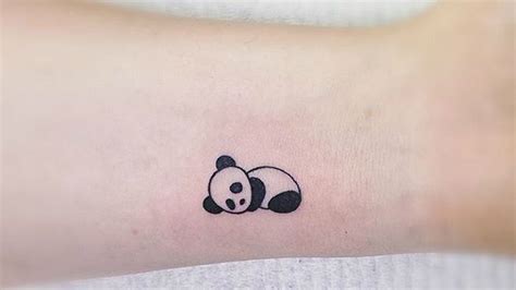 25 Small Tattoos Of Animals That Are Almost Too Cute Glamour 25 Small Tattoos Of Animals That Are Almost Too Cute Glamour