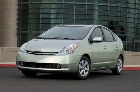 Why the 2nd Gen Prius Still Outperforms Modern Hybrid Cars