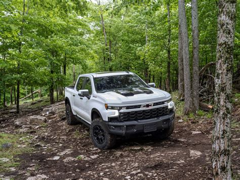 3 Reasons The 2023 Chevy Silverado Zr2 Is Worth The Price