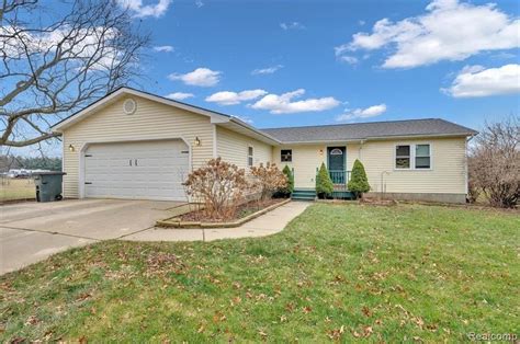 3032 Oak Grove Rd North Branch Mi 48461 Homes Com