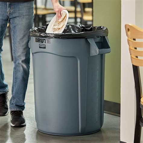 32 Gallon Outdoor Trash Can Rubbermaid Brute 32 Gallon Trash Can Heavy Duty Round Garbage Container Commercial Trash Can 32 Gallon Outdoor Trash Can Rubbermaid Brute 32 Gallon Trash Can Heavy Duty Round Garbage Container Commercial Trash Can