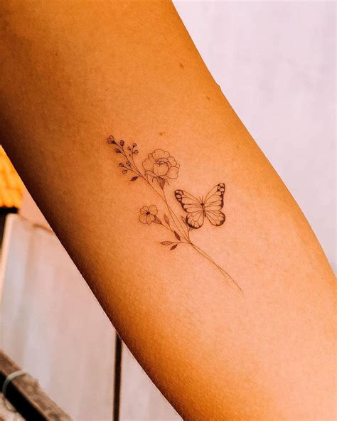 35 Tiny Tattoos Ideas For Women With Meaning Flymeso Blog Subtle
