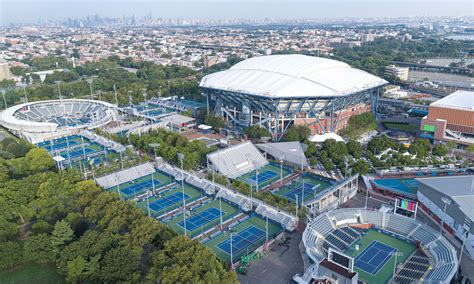 4 7 14 Tennis Courts Color The Foreground Of This Shot Of The Wagner