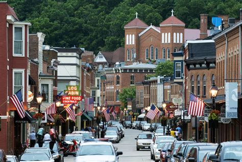 40 American Towns You Haven Amp 39 T Heard Of But Should Visit Asap Pella 40 American Towns You Haven Amp 39 T Heard Of But Should Visit Asap Pella