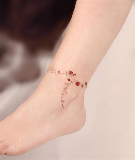 40 Gorgeous Ankle Tattoo Designs You Amp 39 Ll Love The Beauty Pursuit