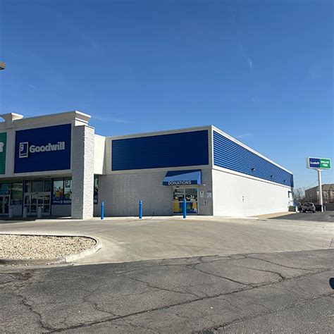 47Th Amp Broadway Wichita Thrift Store Amp Donation Center Goodwill