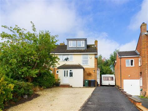 5 Bed Semi Detached House For Sale In Creskeld Way Allerton Bradford