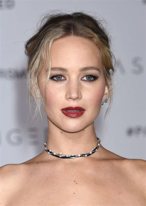 50 Famous Celebrities With Asymmetrical Faces Hood Mwr 50 Famous Celebrities With Asymmetrical Faces Hood Mwr