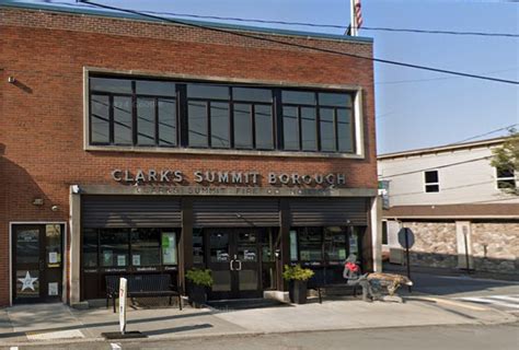 504 School Street Clarks Summit Pennsylvania 18411 Usa Being Shown By Classic Properties Mlsid Sc256423 Leadingre 504 School Street Clarks Summit Pennsylvania 18411 Usa Being Shown By Classic Properties Mlsid Sc256423 Leadingre