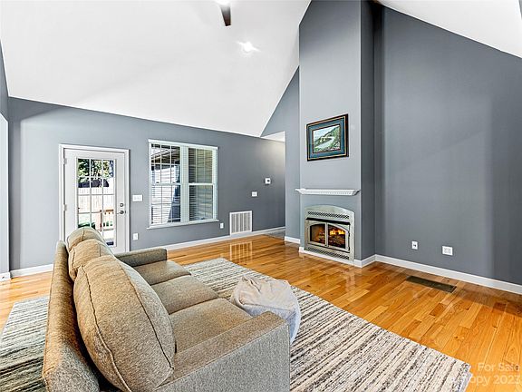 53 Helen Holcombe Way Candler Nc 28715 Zillow