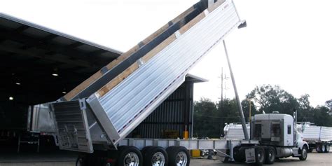 6 Things To Keep In Mind When Buying A Dump Trailer Dragon Products 6 Things To Keep In Mind When Buying A Dump Trailer Dragon Products