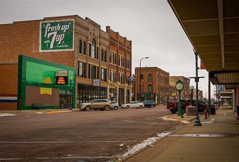 6 Underappreciated Towns To Visit In South Dakota