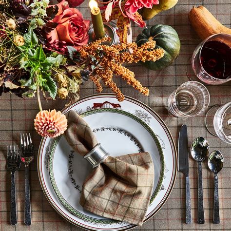 60 Thanksgiving Tablescape Ideas To Amaze Your Guests In 2024