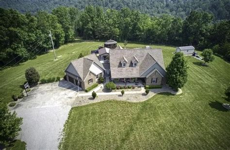 668 Silverhawk Rd Olive Hill Ky 41164 Realtor Com 668 Silverhawk Rd Olive Hill Ky 41164 Realtor Com