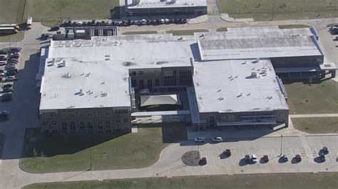 7 New Caney Isd Middle School Students Taken To Hospital After Eating