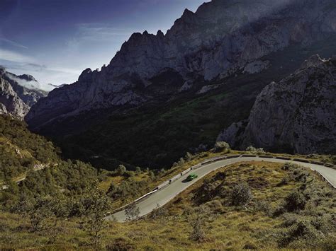 8 Road Trip Ideas From Porsche