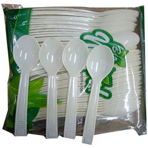 80 Pieces White Disposable Plastic Spoon For Event And Party Supplies 80 Pieces White Disposable Plastic Spoon For Event And Party Supplies