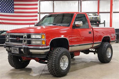 92 Chevy Silverado: The Ultimate Guide to Features, Prices, and Upgrades