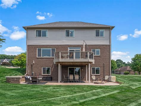 9645 Westwood Cir City Of The Village Of Clarkston Mi 48348 Wayup Media