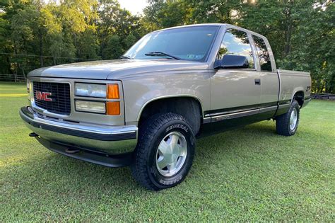 Everything You Need to Know About the 98 GMC Sierra