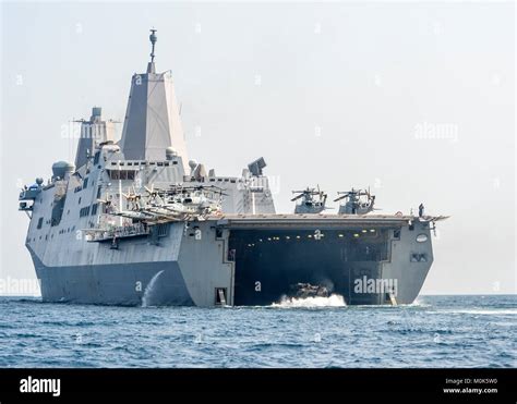 A Tour Of The Navy Amp 39 S San Antonio Class Amphibious Transport Dock