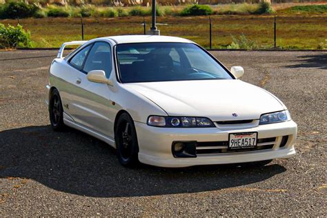 Everything You Need to Know About the Acura Integra 1998
