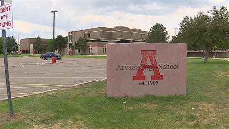 Alumni Of Arvada High Raise Concerns After Display Determined To Be Out Of Compliance With Colorado S American Indian Mascot Law Cbs Colorado