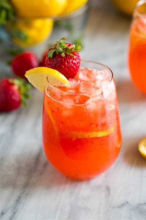 Amazing Homemade Strawberry Lemonade Amazing Homemade Strawberry Lemonade