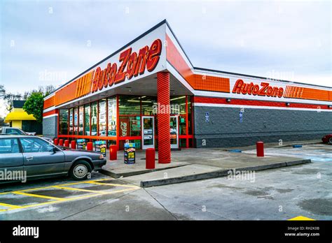 An Autozone Auto Parts Store In Modesto California Usa Stock Photo Alamy