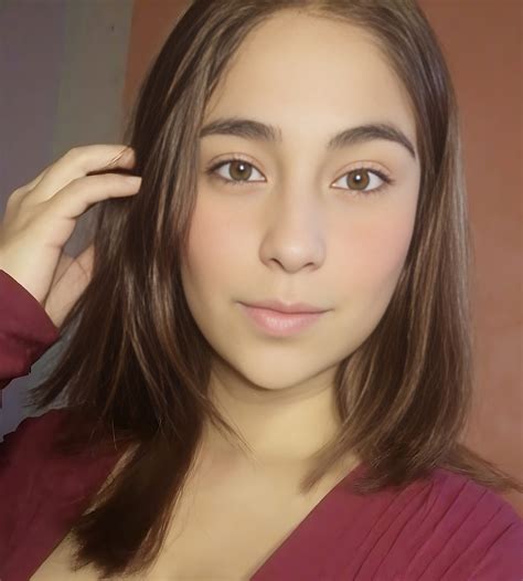 Unveiling Analia: The Next Big Trend in Fashion