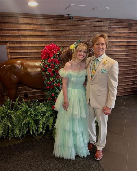 Anna Nicole Smith S Daughter Dannielynn 18 Steps Out At Kentucky