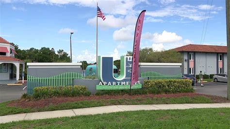 Apartment Complex Near Usf Operating On Amp Quot Reduced Amp Quot Power Residents