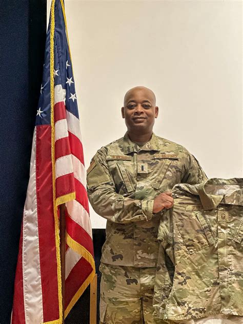 Army Social Work 73A Last Month Maj Josue Sway Nu Ez Traveled To The Joint Base San Antonio To Present The Bh Gear Train The Trainer Course At The U S Army Instagram