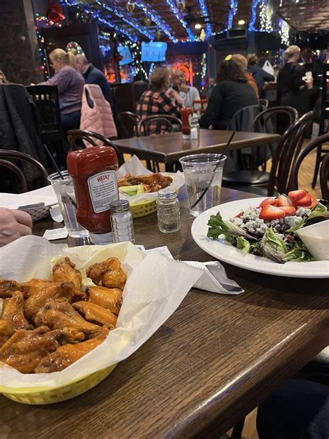 Around The Corner Saloon Cafe 18616 Detroit Ave Lakewood Oh 44107 Us Mapquest