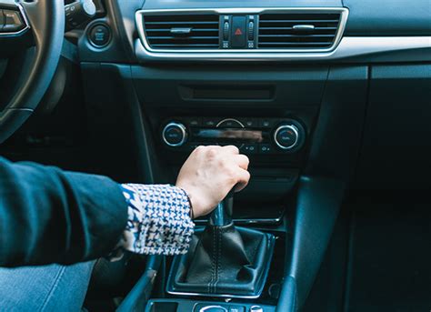 Ask The Expert How To Drive A Manual Transmission Carmax Ask The Expert How To Drive A Manual Transmission Carmax