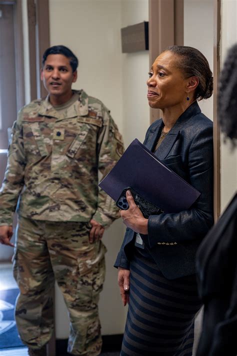 Audrey Davis Director Of The Defense Finance And Accounting Service