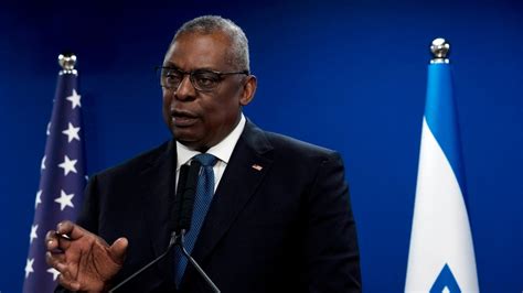 Austin Treated For Early Prostate Cancer Serious Intestinal Complications Pentagon Abc News