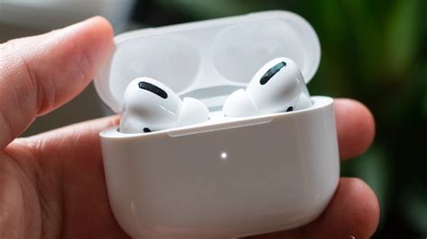 Authorities Seized 1 000 Fake Airpods And 50 Apple Watches