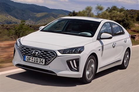 Why the Auto Hyundai Ioniq Hybrid Is the Future of Eco-Friendly Driving