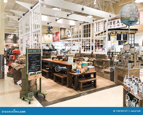 Bakery Area Of A Lowe S Grocery Store In Mount Pleasant Sc Editorial