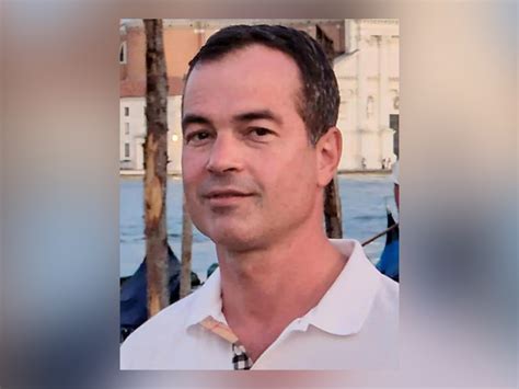 Beloved Detroit Neurosurgeon Found Murdered In His Home Investigation Discovery Beloved Detroit Neurosurgeon Found Murdered In His Home Investigation Discovery